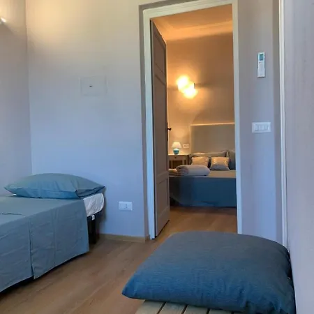 Piccola Dimora Bed & Breakfast *